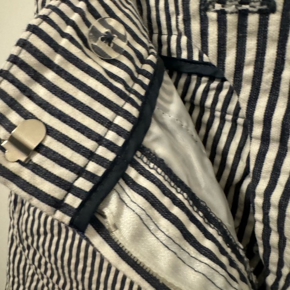 Sandro size 10 striped seersucker shorts - Picture 5 of 8